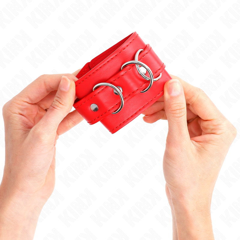 KINK - 3 D-RING WRIST RESTRAINTS ADJUSTABLE RED 17.5-25 CM X 6 CM - NOCTURNA DESIRES