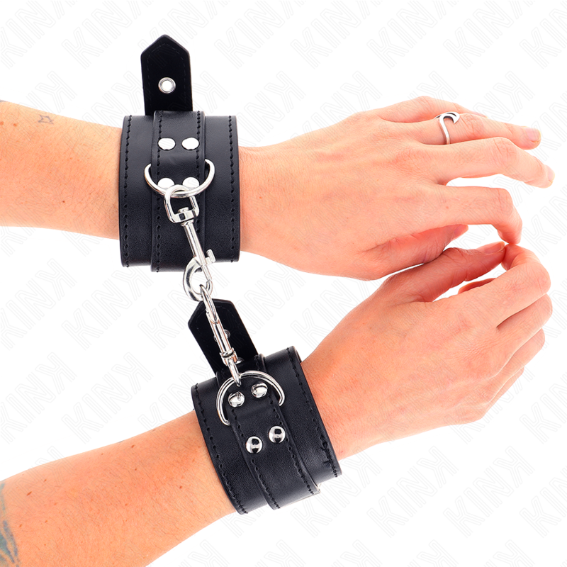 KINK - WRIST RESTRAINTS WITH STUDS 35 X 6 CM - NOCTURNA DESIRES