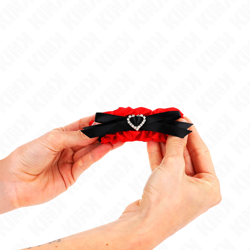 KINK - LACE ELASTIC WRIST RESTRAINTS RED HEART DETAILS ADJUSTABLE 22-35 CM - NOCTURNA DESIRES