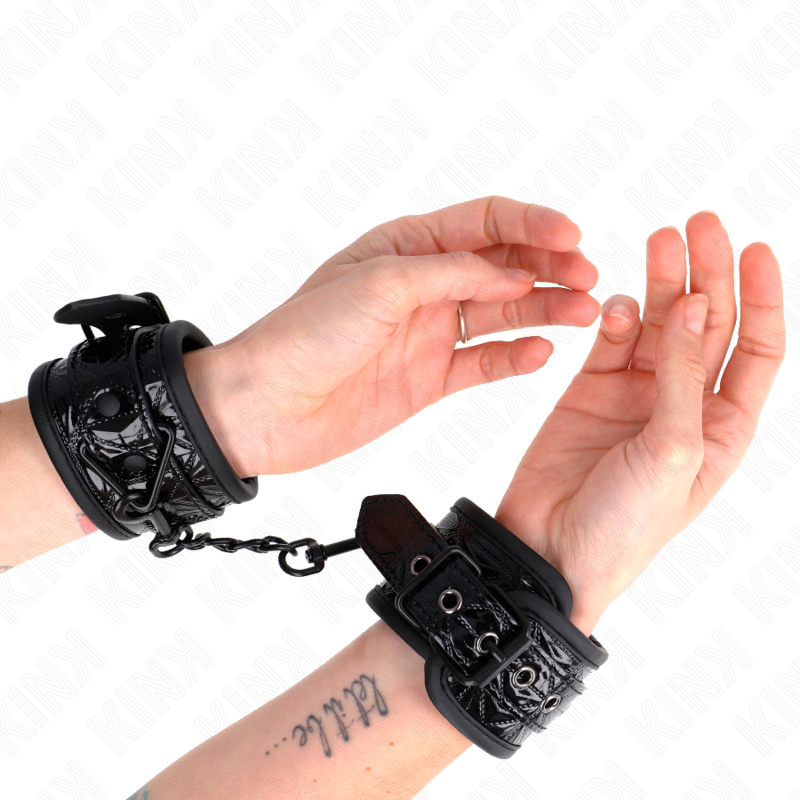 KINK - DIAMOND PATTERN WRIST RESTRAINTS BLACK ADJUSTABLE 17-26 CM X 5.5 CM - NOCTURNA DESIRES