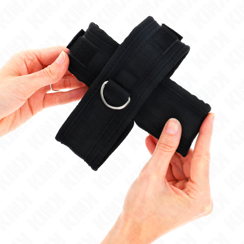 KINK - CROSS CUFFS BLACK 34 X 5.5 CM - NOCTURNA DESIRES