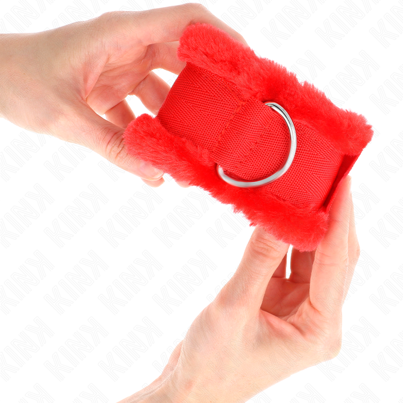 KINK - FURRY LINED WRIST RESTRAINTS RED ADJUSTABLE 17-31 CM X 7 CM - NOCTURNA DESIRES