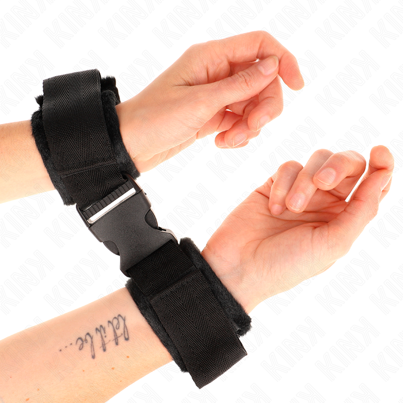 KINK - NYLON BIND HOOK&LOOP WRIST RESTRAINTS RED-BLACK MODEL 1 AJDUSTABLE 25-35 CM X 6 CM - NOCTURNA DESIRES