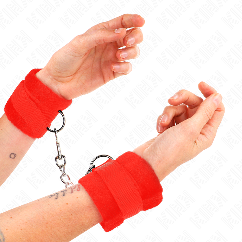 KINK - BEGINNER FUR HAND CUFFS RED 30 X 7 CM - NOCTURNA DESIRES