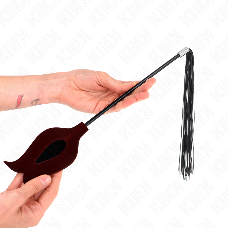 KINK - ROSE SHAPE SILICONE TASSEL WHIP 45 CM - NOCTURNA DESIRES