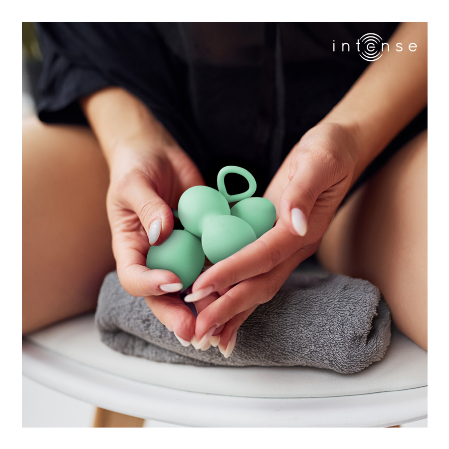 INTENSE - CHARLI KEGEL BALL KIT LIGHT JADE GREEN - NOCTURNA DESIRES