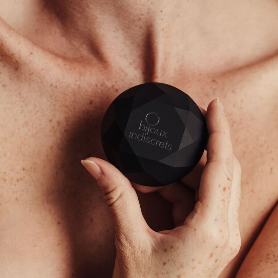 BIJOUX INDISCRETS - TWENTY ONE DIAMOND VIBRATOR LIMITED EDITION BLACK - NOCTURNA DESIRES