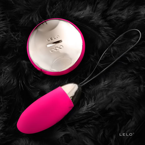 LELO - LYLA 2 INSIGNIA DESIGN EDITION FUCHSIA MASSAGER EGG LELO  NOCTURNA DESIRES